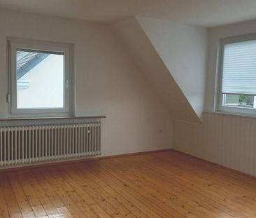 3 ZKB mit Balkon: renoviert, hell, groß, Badewanne, Obercastrop - Foto 1