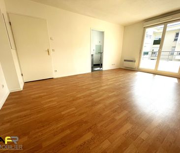 APPARTEMENT F2 - BALCON - Photo 5