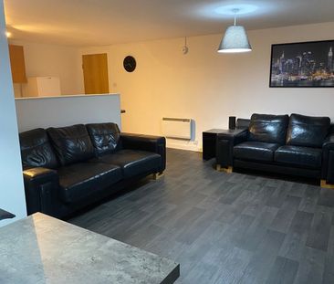 3 Bed Flat, Blackfriars Road, G1 - Photo 2