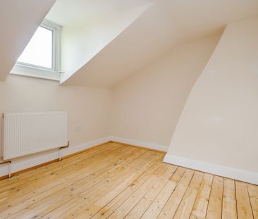 3 bedroom maisonette to rent - Photo 3