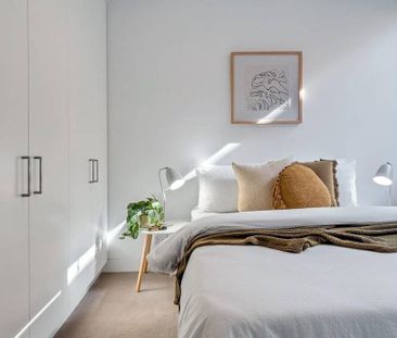 Luxury Coastal Living with Sweeping Valley & City Views - Photo 2