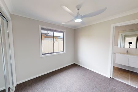 14B Croudace Road, Elermore Vale NSW 2287 - Photo 4