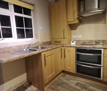 3 bedroom detached bungalow to rent - Photo 6