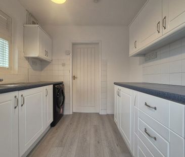 Beachwood Avenue, Wall Heath, Kingswinford, DY6 - Photo 3