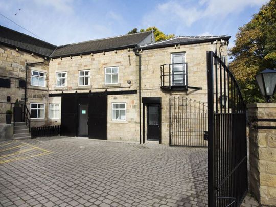 Apartment 8 Rivermill Court, 1 Sandford Place, Leeds, West Yorkshire, LS5 3BY - Photo 1