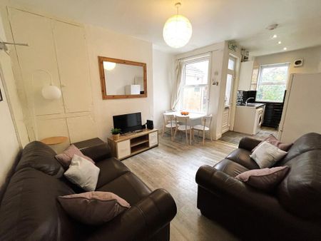 3 bedroom house share to rent - Photo 4