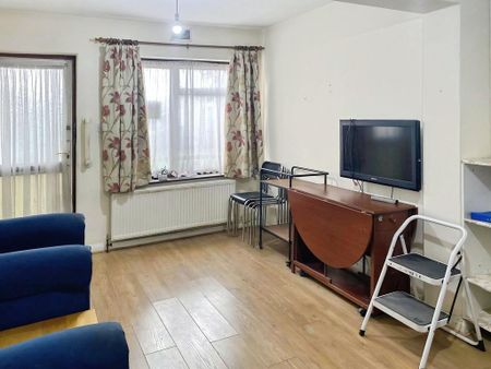 1 bedroom flat to rent - Photo 5