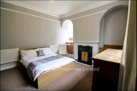 6 Bedroom Hyde Park Terrace - Photo 4