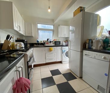 Maindy Road, Cathays - Photo 6