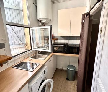 Location Studio meublé Quartier Chantiers - Photo 3