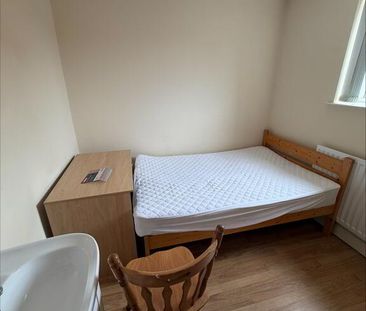 3, 88 Fitzroy Avenue, Belfast, BT7 1HX - Photo 4