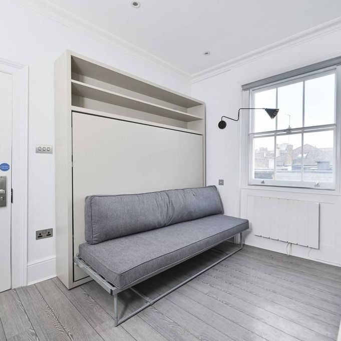 Studio to rent - Photo 1