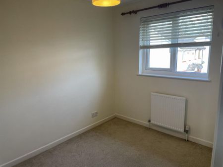 2 bedroom semi-detached house to rent - Photo 4