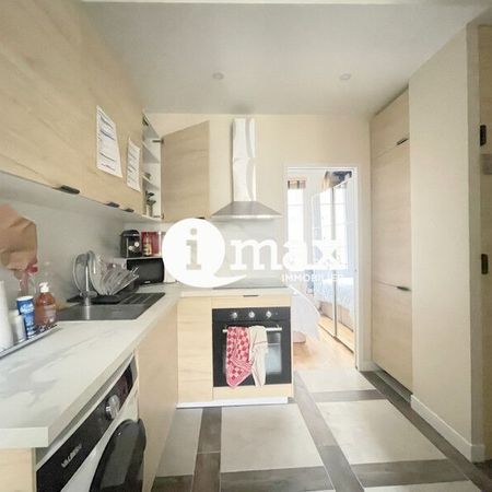 Location Appartement PARIS - - Photo 3