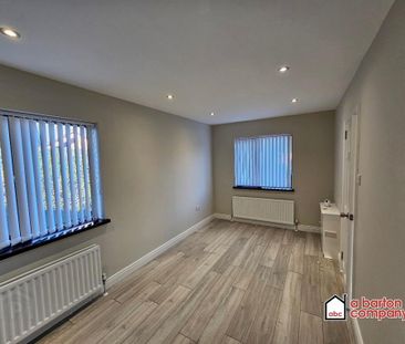 1 Cherryvale Drive, Glengormley, Newtownabbey, BT36 7UH - Photo 1