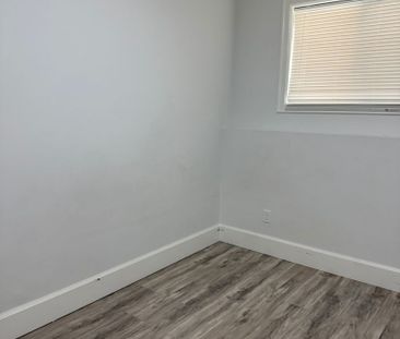 2 Bedroom Lower Unit in Aspen Ridge – Modern &amp; Bright - Photo 3