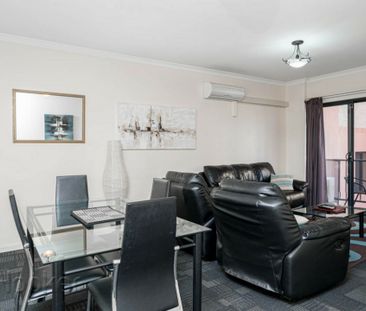 6/11 Regal Place, East Perth - Photo 3