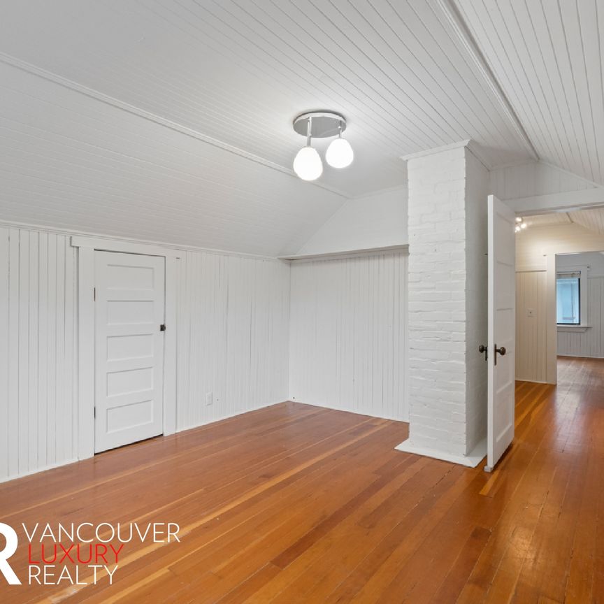 Duplex in Vancouver West Side, BC - Photo 1