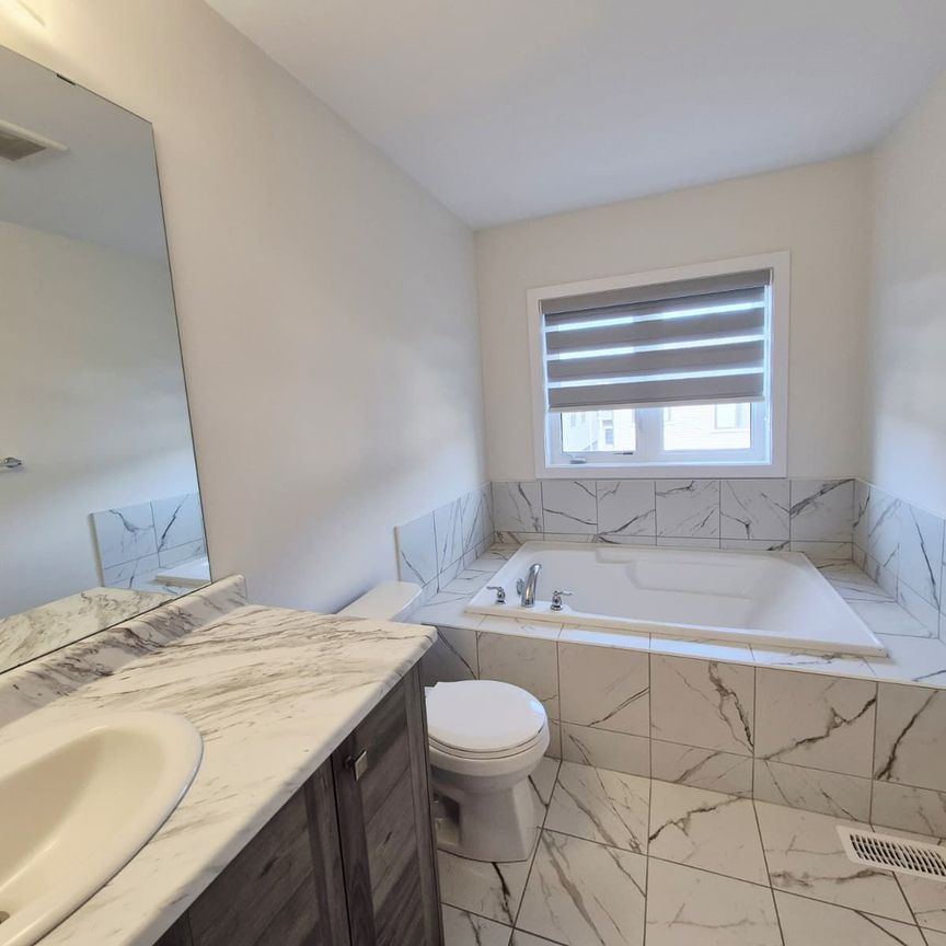 For Lease - 22 Monteith Drive, Brantford, Ontario - Photo 1