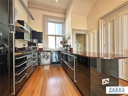 Brunswick Square, Hove, East Sussex, BN3 1EF - Photo 3