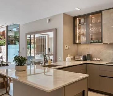 4 bedroom luxury Townhouse for rent in The Golden Mile, Marbella, A... - Photo 5