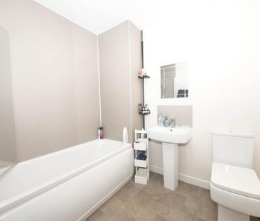 2 bedroom apartment to rent - Photo 6