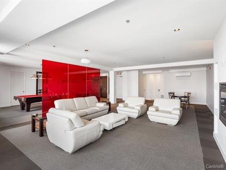 2160 Av. Terry Fox - Photo 3