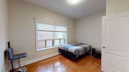 Property For Lease | C8244884 - Photo 5