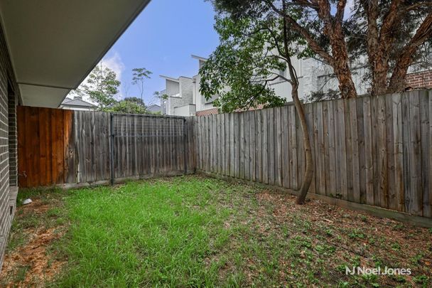 2D Conway Court, BORONIA - Photo 1