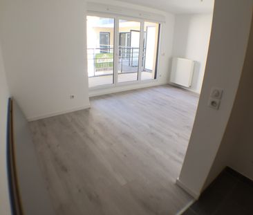 Location Appartement 1 pièce 28m² ST REMY LES CHEVREUSE 78470 - Photo 1