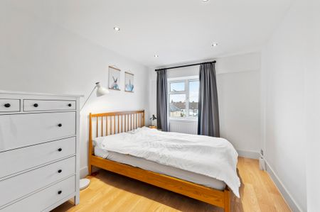 Heathfield Court, SW18, London - Photo 4