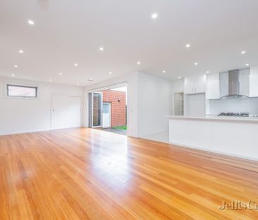 1/4 Moorea Court, Mount Waverley - Photo 6