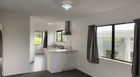 Renovated with a rural outlook - Photo 2