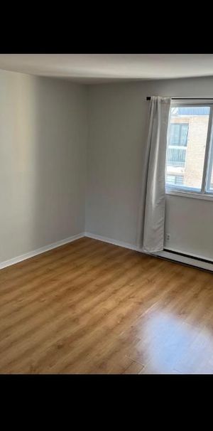 4 et demi à louer Longueuil - Photo 1