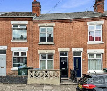 3 bedroom terraced house to rent - Photo 6