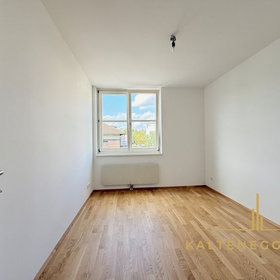 Helle 4-Zimmer-Wohnung ++ ca. 95 m² ++ modern saniert ++ 2. Stock - Photo 1