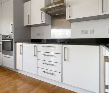 2 bedroom property to rent - Photo 2