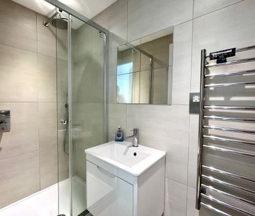 3 bedroom apartment to rent - Photo 4