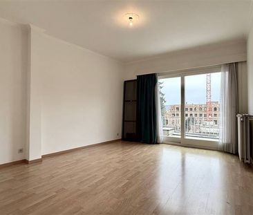 Appartement te huur - Photo 1