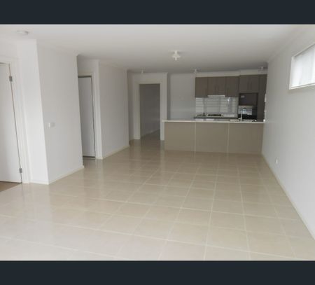 2/7 Yeats Street, Castlemaine, Vic 3450 - Photo 5
