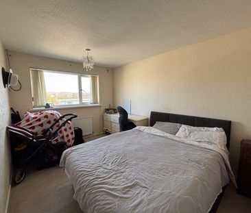 Heather Road, Newport - Photo 3