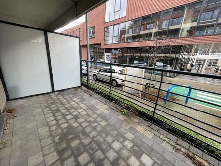 Gelijkvloers appartement te huur in het hartje van Aalst - Photo 3