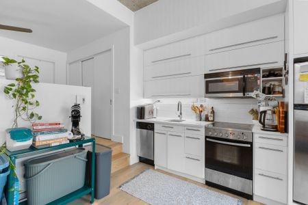 Condo for rent, Montréal (Le Sud-Ouest) - Photo 4