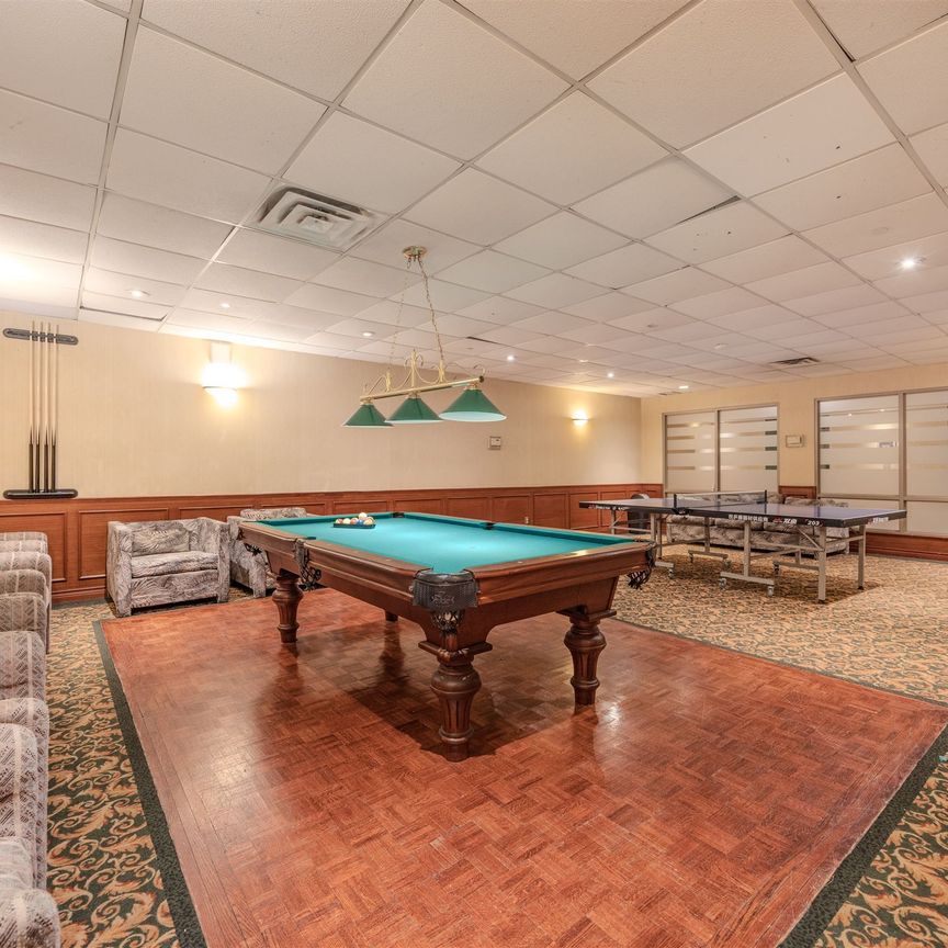 For Lease - 175 Cedar Avenue Unit# 302, Richmond Hill, Ontario - Photo 1