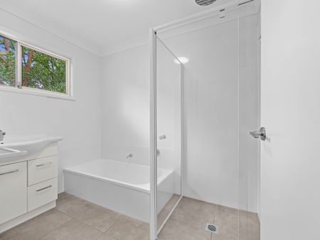 10 Frangipanni Street, Bellbird Park QLD 4300 - House For Rent | Domain - Photo 5