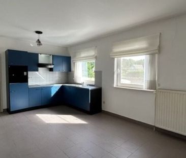 Appartement te huur in Opoeteren voor € 550 met 1 slaapkamer - Photo 2