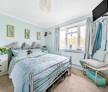 2 bedroom end of terrace house to rent - Photo 4