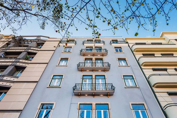 Rua Latino Coelho - Photo 1