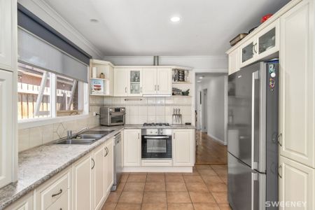 Cosy and neat three bedroom house in quiet and convenient location - Photo 4