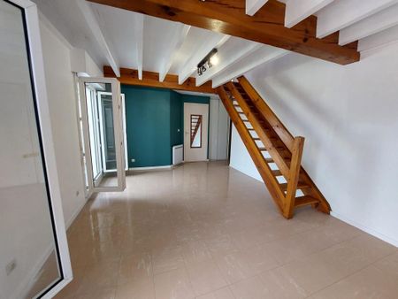 Location Appartement 3 pièces 62m² DAX 40100 - Photo 3